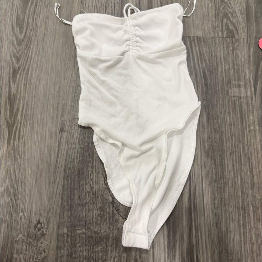 Zara White Strapless Bodysuit